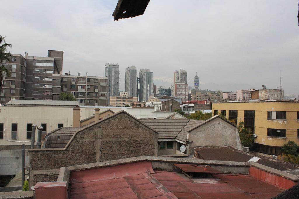 Hostal Barrio Brasil ซานติอาโก ภายนอก รูปภาพ