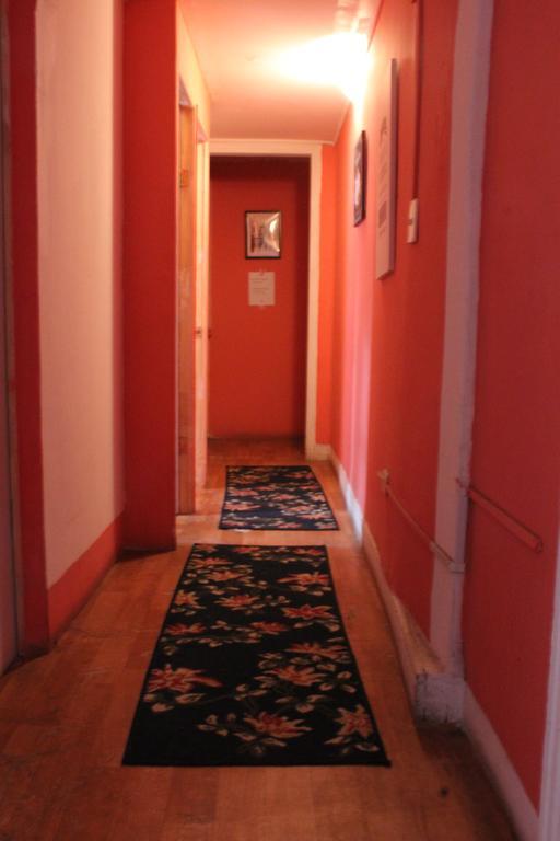 Hostal Barrio Brasil ซานติอาโก ภายนอก รูปภาพ
