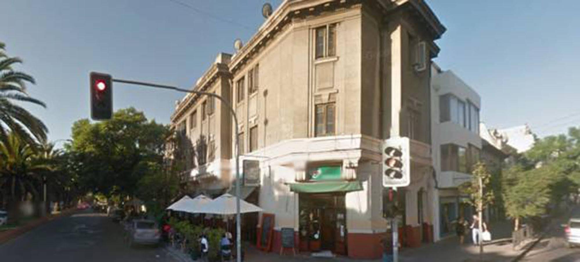 Hostal Barrio Brasil ซานติอาโก ภายนอก รูปภาพ